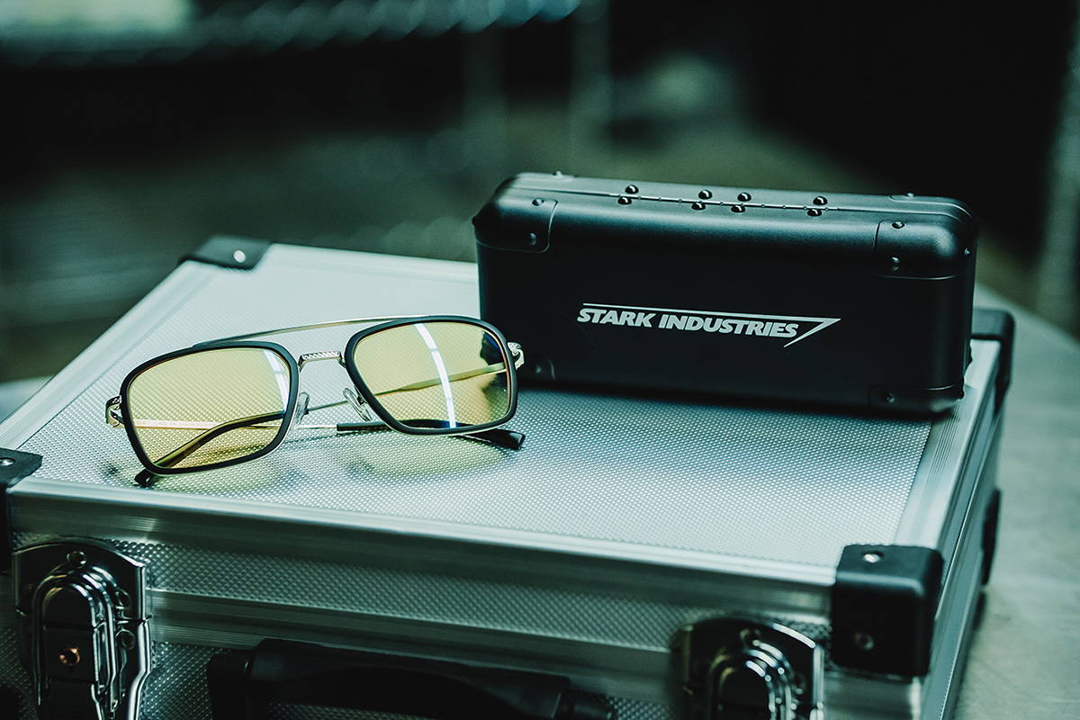 Lunettes Tony Stark industries lunette tony stark